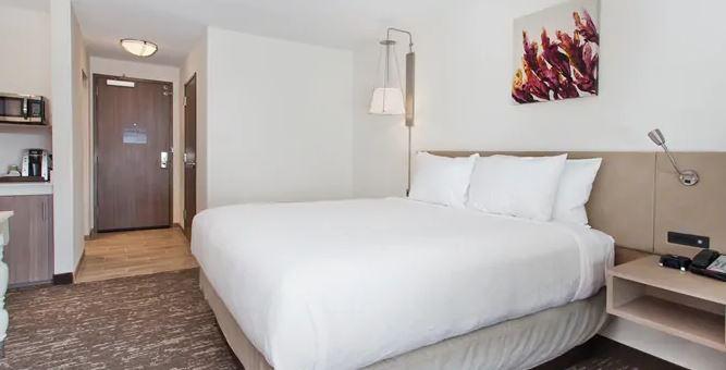 Hilton Garden - Eastchase Hotel 3*